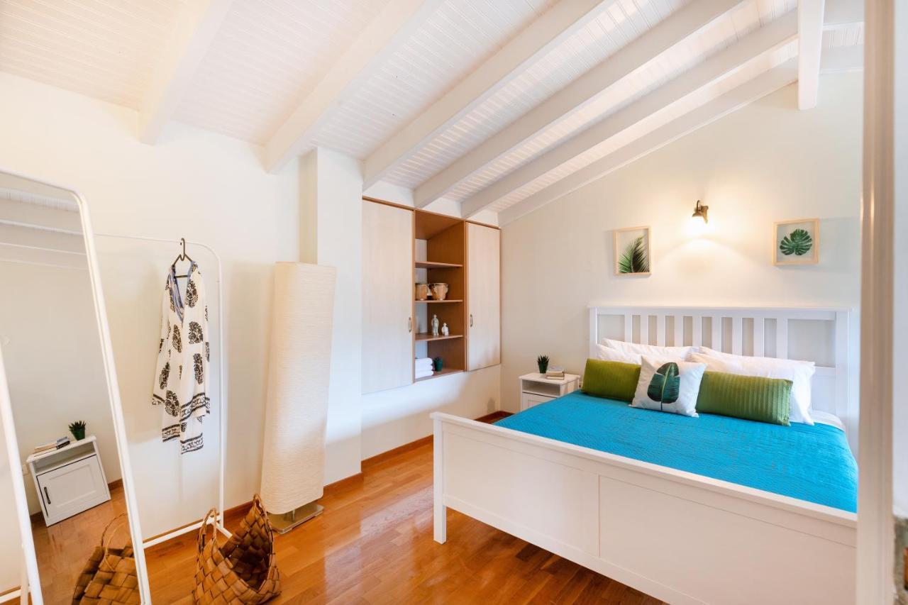 Spyrelia Villa With Private Pool & Outdoor Hot Tub 다시아 외부 사진
